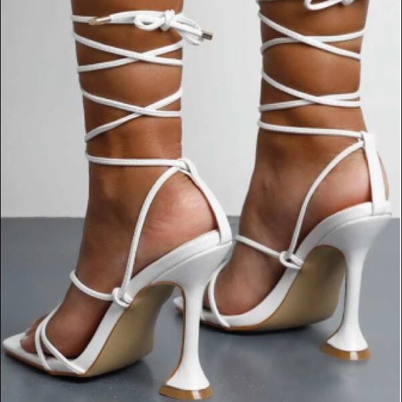 Never Worn White Heels - Picture 7 of 9